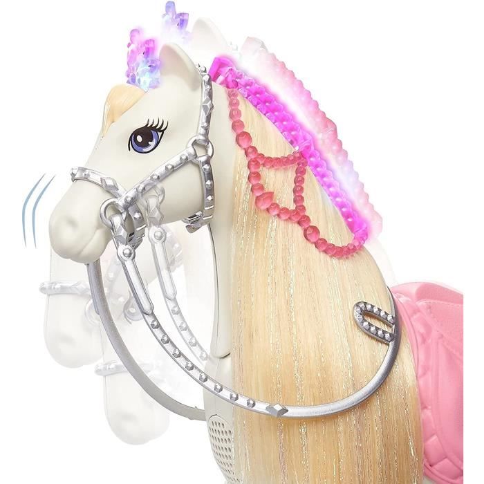 Poupee Barbie Princesse Adventure articulee avec son cheval lumineux et musical Cdiscount Jeux Jouets