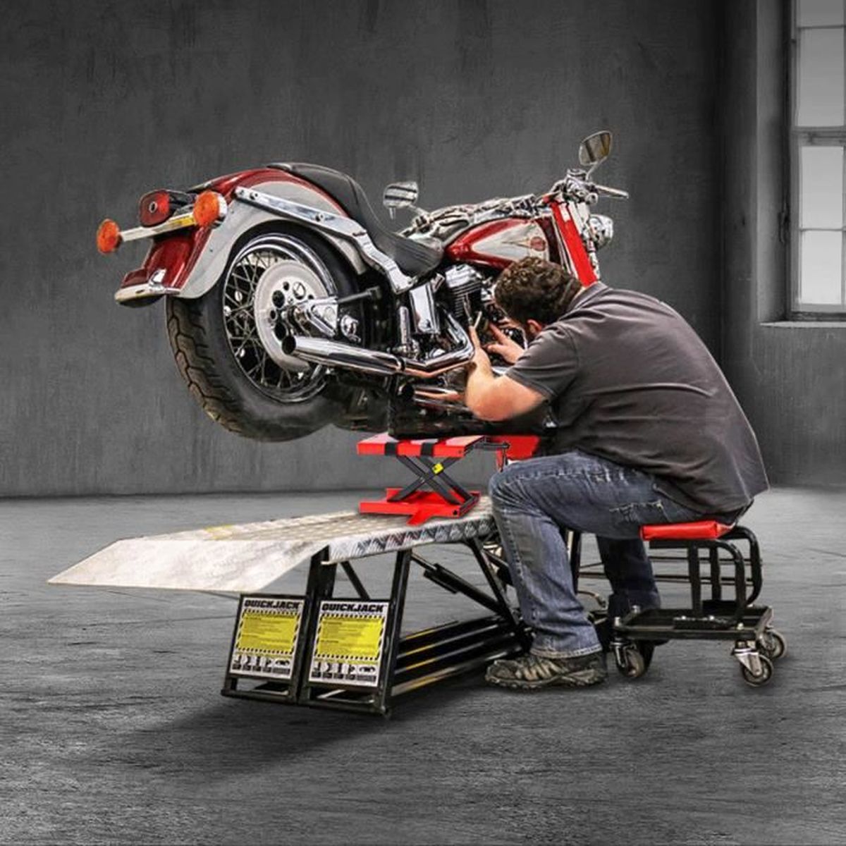 Cric leve moto custom bequille d'atelier pont elevateur hydraulique Harley QUAD