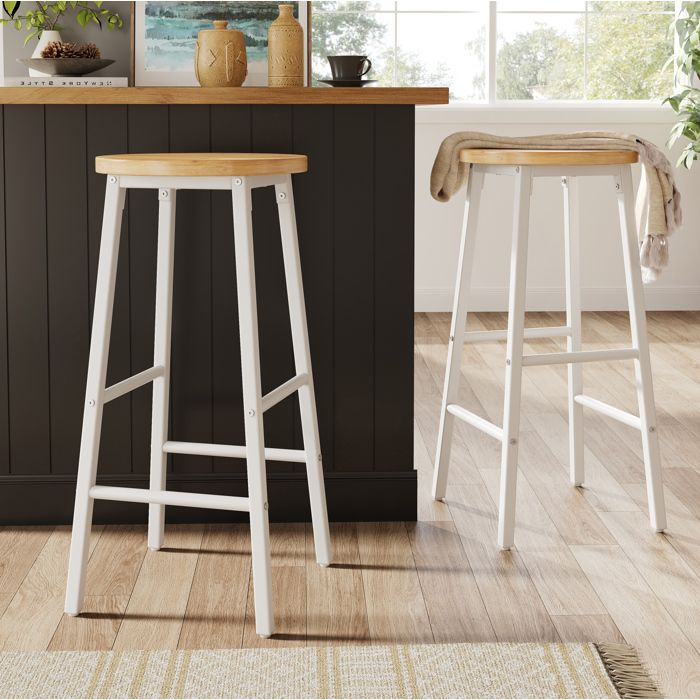 Lot de 2 tabourets de bar blancs 30 x 30 x 63 cm 2 repose-pieds pieds réglables assise aspect bois métal