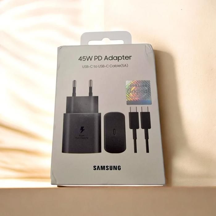 Chargeur SAMSUNG EP TA845XBCGCN Ultra Rapide Type C avec câble 1M