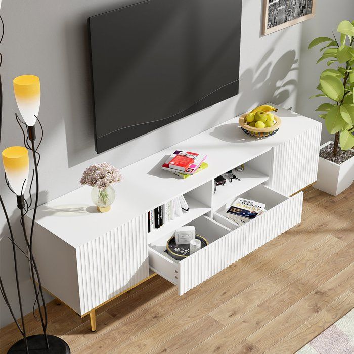 Meuble TV moderne avec pieds et finitions dorés - CREMLANK - BLANC