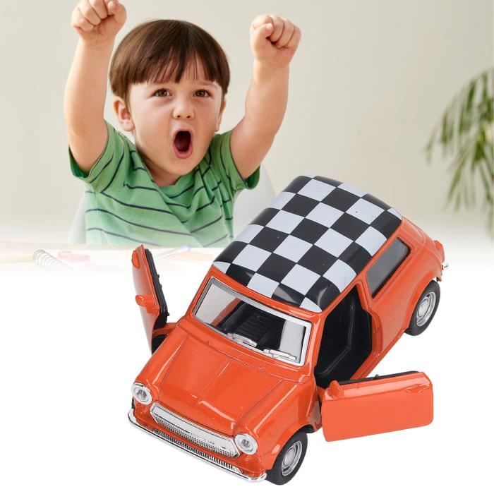 Voiture Jouet En Alliage – Modèle Cartoon Rouge (12,5x6,2x4,5 Cm), Pull-back, Lumières Et Musique, Pour Enfants 3 Ans +
