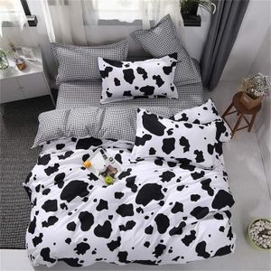 Christian Lacroix Parure Housse De Couette Arabesque 240 X 220 Cm 2 Taies D Oreiller 63 X 63 Cm Noir Cdiscount Maison