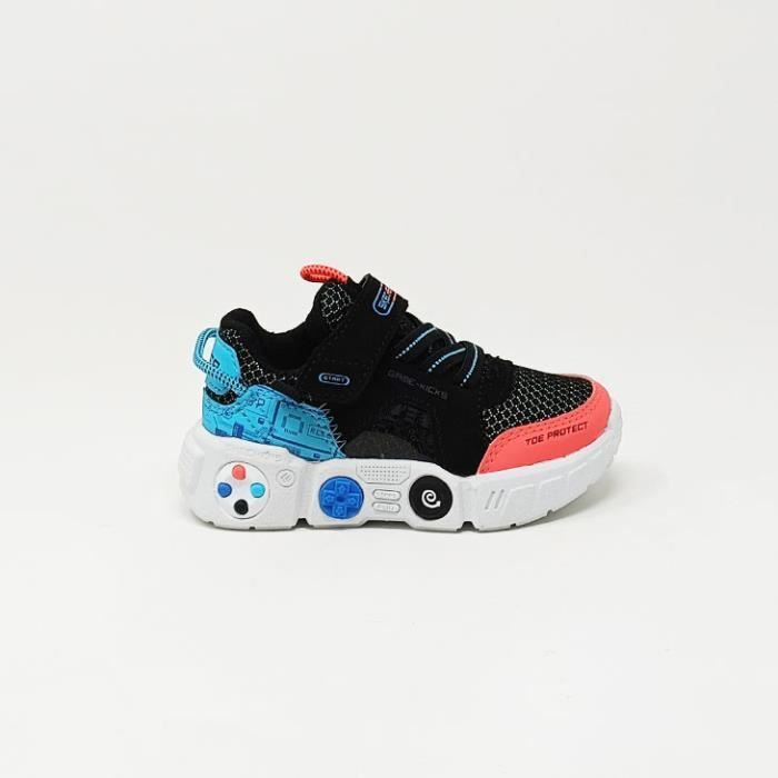 Basket Gametronix SKECHERS Noir et Blanc Enfant Lacets