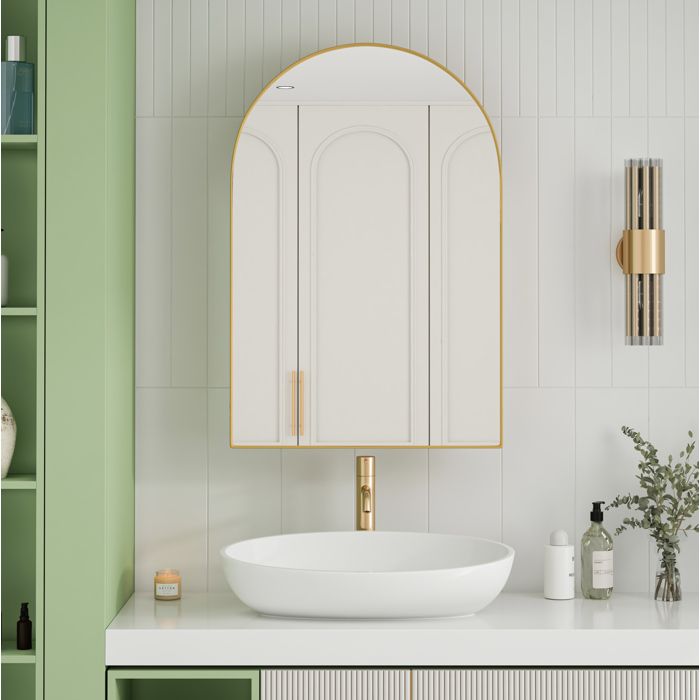 Armoire à pharmacie miroir arqué doré en métal 91x61x12 cm murale ou encastrable avec étagères en verre FOLYNA