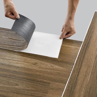 Revêtement De Sol PVC Aspect Bois Granit Noir - 13,90 €/m² - Primaflor - 2,5 Mm D'épaisseur