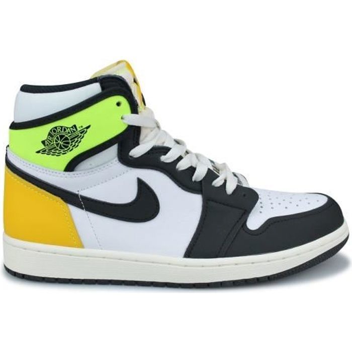 Basket Air Jordan 1 Retro High Og Blanc 555088-118 Basket Air Jordan 1 Retro High Og Blanc 555088-118