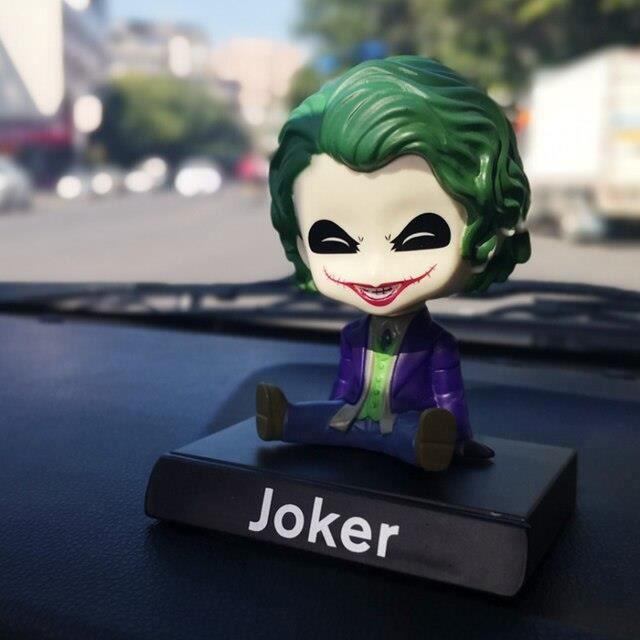 Pendentif Voiture Joker – Personnage Heath Ledger – Gadget Décoration Rétroviseur Ou Maison – Cordon Inclus, 5 Cm