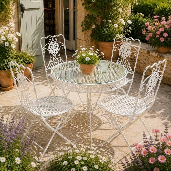 Salon de Jardin Louise 4 Places Mobilier en Verre Acier et Fonte Patiné Blanc Ensemble dExtérieur de Charme Salon de Jardin Louise 4 Places Mobilier en Verre Acier et Fonte Patiné Blanc Ensemble dExtérieur de Charme