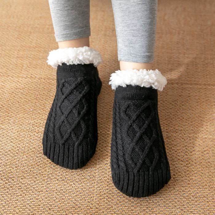 Chaussettes chaudes chaudes pour homme Femmes en laine epaisse et epaisse Chaussettes de sol antiderapantes d interieur l hiver Noir Cdiscount Pret a Porter