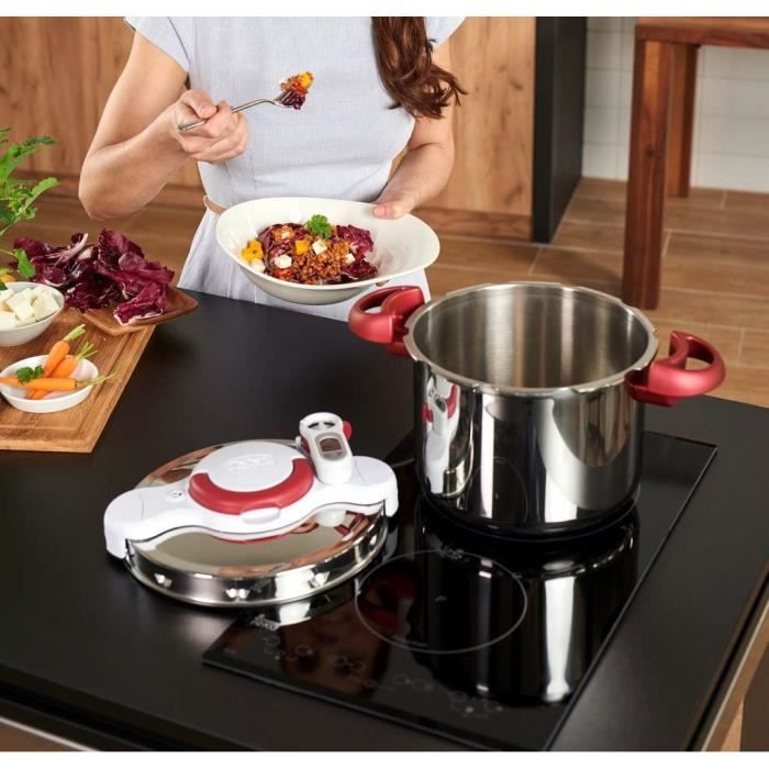 autocuiseur de 7,5L pour 6 à 8 personnes gris blanc rouge
