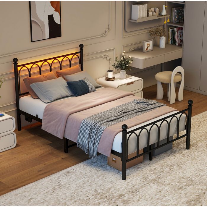 Lit en métal 120x200 cm avec LED ports USB tête et pied de lit vintage lattes acier sans sommier ORVRYN