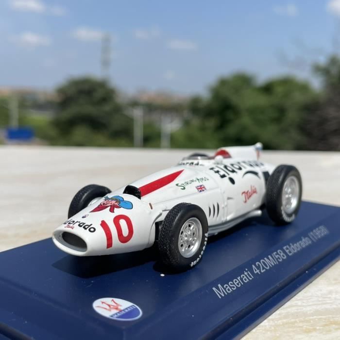 La couleur rouge Modèle de voiture de course en alliage de chameau 1:28