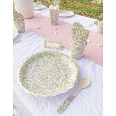PHUNAT 50 Assiettes Jetables Vert Sauge 23 Cm Forme Fleur – Élégantes Et Éco Pour Anniversaire, Baby Shower, Mariage