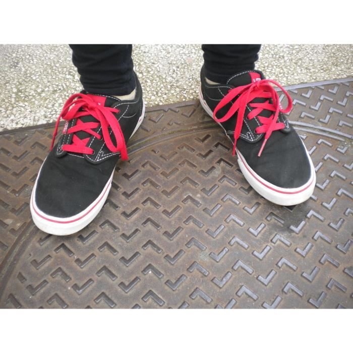 vans noir et rouge