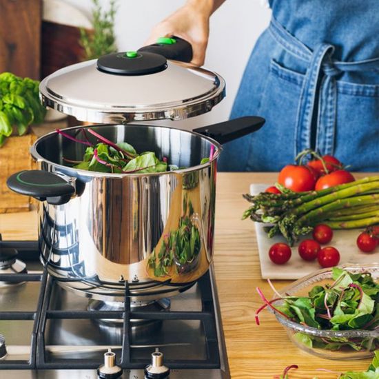 MONIX Quick | Autocuiseur 9 L, Inox, avec Triple Système de Sécurité et 2 Niveaux de Pression, Adapté à Tous Types de Cuisines, - Maison
