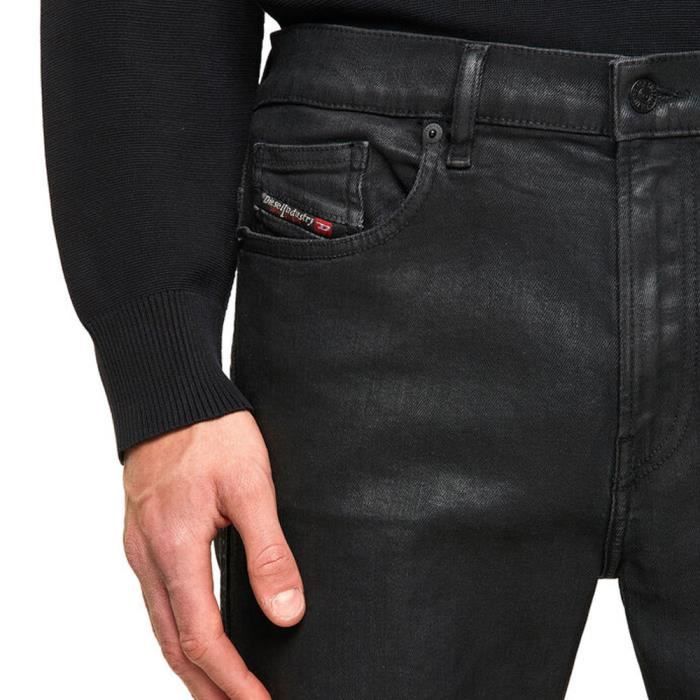 Jean noir huilé homme top