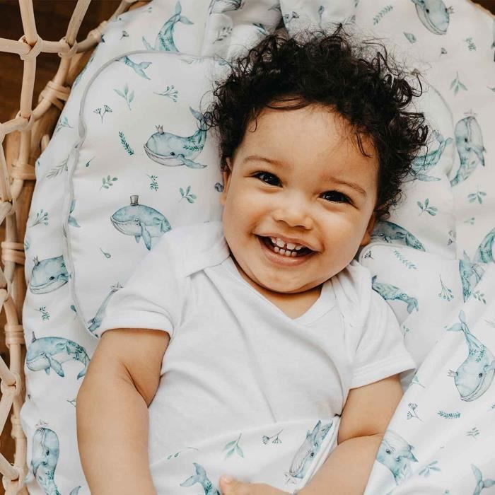 Drap couffin bébé sale