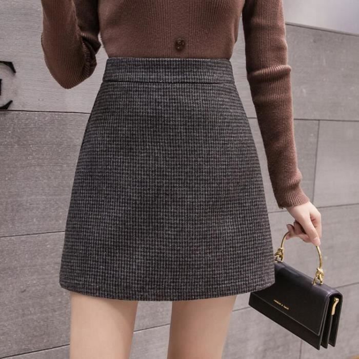 Jupe trapeze a sales carreaux