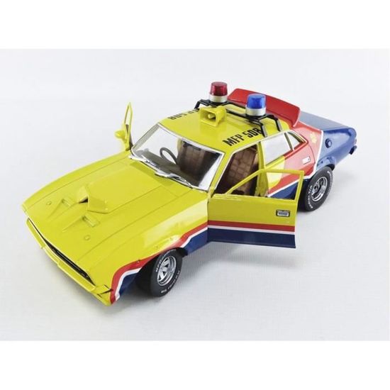 voiture mad max miniature