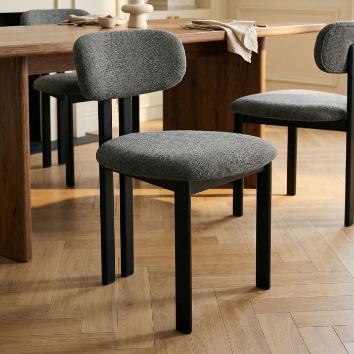 Lot de 2 Chaises FRANCA en Tissu Gris Foncé Chaise de Salle à Manger et Cuisine au Look Moderne Pieds en métal Lot de 2 Chaises FRANCA en Tissu Gris Foncé Chaise de Salle à Manger et Cuisine au Look Moderne Pieds en métal