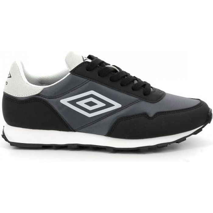 Umbro Baskets basses Umbro Karts noir Homme - UMBRO - Um Karts Lace - Synthétique - Lacets - Plat