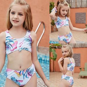 Maillot de bain bébé fille une pièce rose avec imprimé Fruits