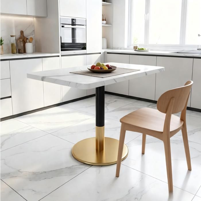 Table à manger rectangulaire AESVAR 80 x 60 cm effet marbre blanc métal noir et base dorée pour 2 personnes