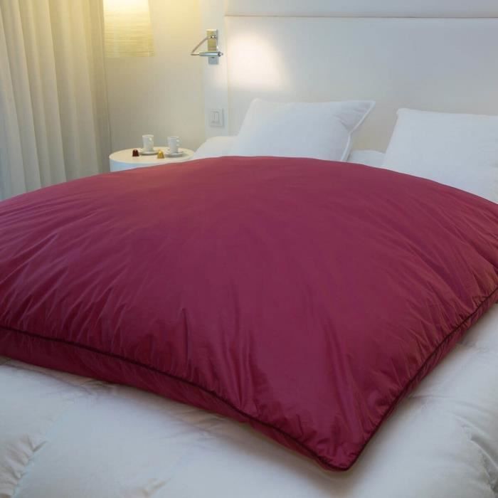 Édredon gonflant - CASTEX COUETTES NATURELLES - Jacquard grenat - 90% duvet neuf - 160x170 cm Édredon gonflant - CASTEX COUETTES NATURELLES - Jacquard grenat - 90% duvet neuf - 160x170 cm