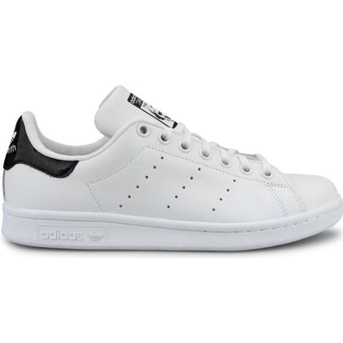 stan smith noir et blanc prix