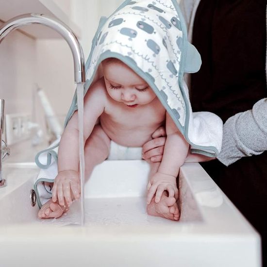 Cape De Bain Pour Bebe Avec Oreilles Extra Douce Tissu Eponge 100 Coton 80x80 Cm Pour Filles Et Garcons Serviette De Bain Cdiscount Puericulture Eveil Bebe