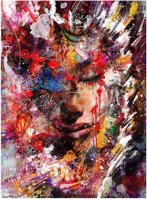 Tableau sur toile Pivoines et roses sur le visage d'une femme - un portrait abstrait