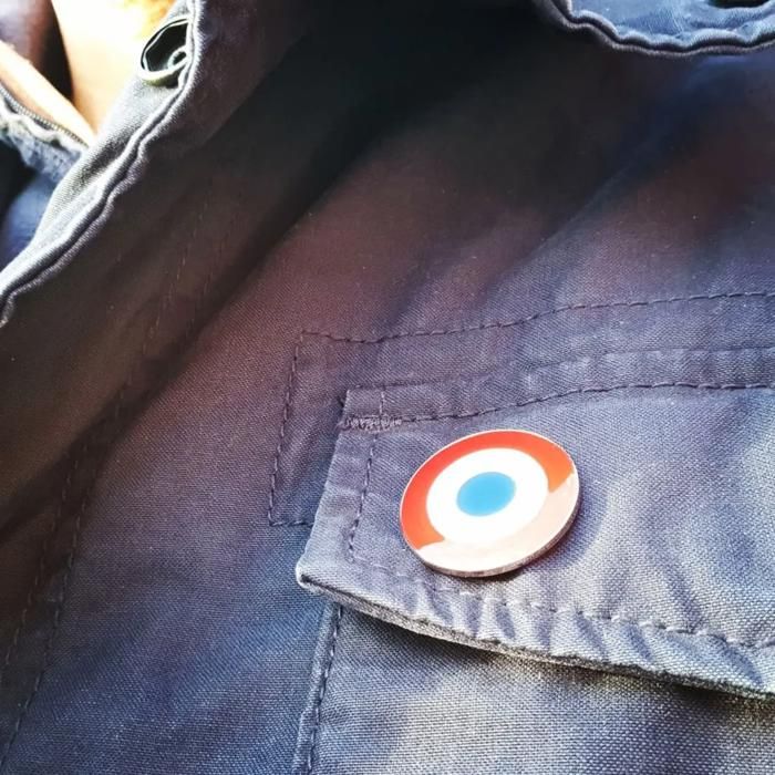 Pin’s Tour Eiffel Et Drapeau Français CLJ – Broche Patriotique, Acier, 3,5 Cm – Fabriqué En France, Double Fermeture Papillon - 10