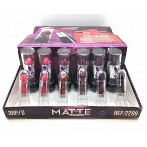 Lot 6 Rouge A Levre