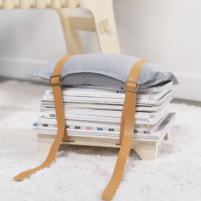Tabouret magazine avec sangles SIMPLICITY - Catalogue 1/2023 - Beige TU Tabouret magazine avec sangles SIMPLICITY - Catalogue 1/2023 - Beige TU