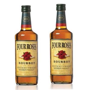 WHISKY BOURBON SCOTCH LOT DE 2 - Whisky Bourbon Four Roses 70 Cl 40º