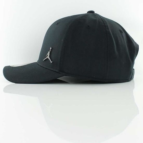 casquette nike noir metal jordan