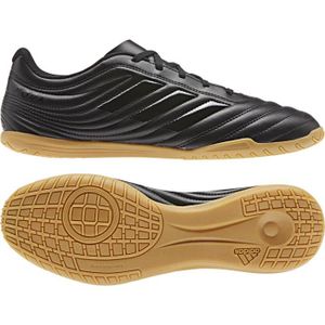 chaussure foot synthétique adidas