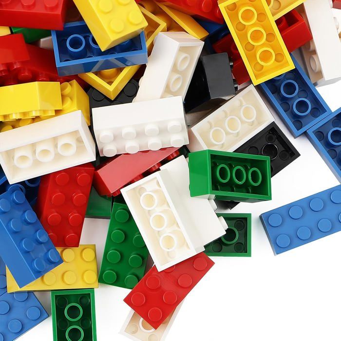 Mirthben Lot De 200 Grands Blocs De Construction – 100 Carrés (2x2) Et 100 Rectangles (2x4) – 8 Couleurs – Compatibles Avec Duplo Et Grandes Marques – Dès 3 Ans