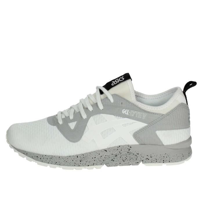 asics a petit prix