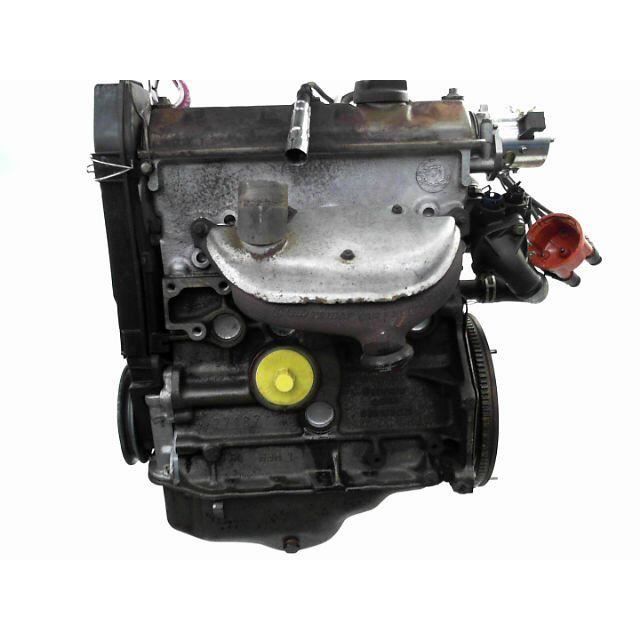 PIECES AUTO D'OCCASION - 121076KM - MOTEUR COMPLET - MOTEUR ESSENCE VOLKSWAGEN POLO 88-94 1.3 Cat - D1-471460