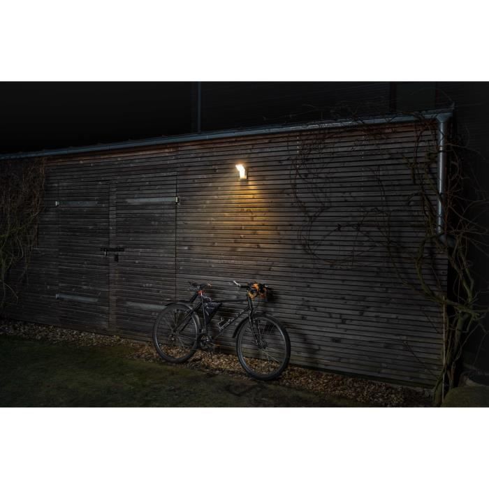 Projecteur LED extérieur - LEDVANCE - ENDURA PRO SPOT SENSOR - Blanc - Détecteur de mouvement - IP55 Projecteur LED extérieur - LEDVANCE - ENDURA PRO SPOT SENSOR - Blanc - Détecteur de mouvement - IP55
