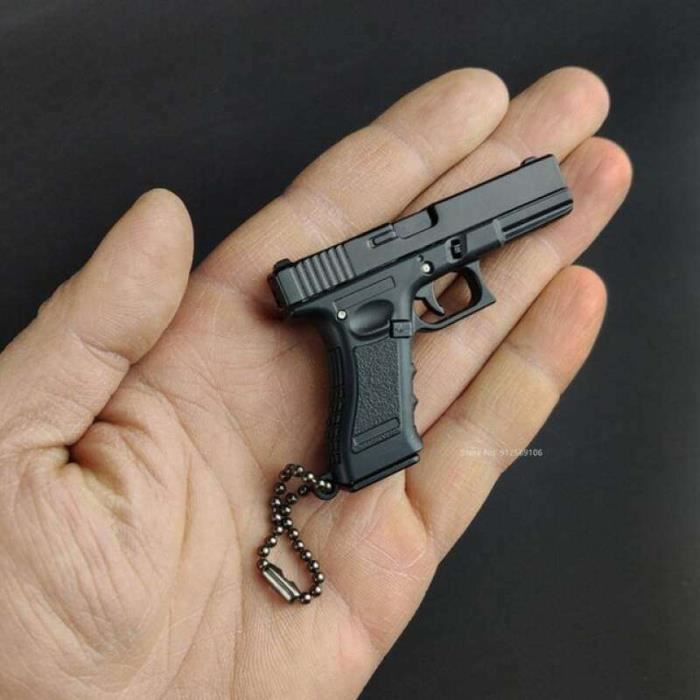 JK21726-FIGURINE MINIATURE.Pistolet Miniature en métal de haute qualité.  modèle 1:3. Beretta 92F. Colt 2022 Glock 17. porte clés. - Cdiscount Jeux -  Jouets