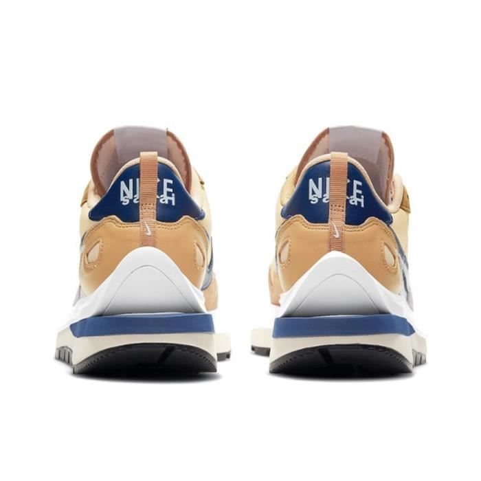 sacai nike vaporwaffle sesame