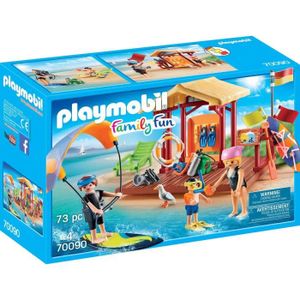 UNIVERS MINIATURE PLAYMOBIL - Family Fun Le Camping - Espace de sports nautiques - 73 pièces - 3 personnages