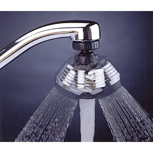 économies d'eau aérateur 22 mm femme de batterie