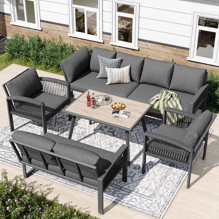 Ensemble table de jardin et 8 chaises vert foncé Almada | Maisons du Monde