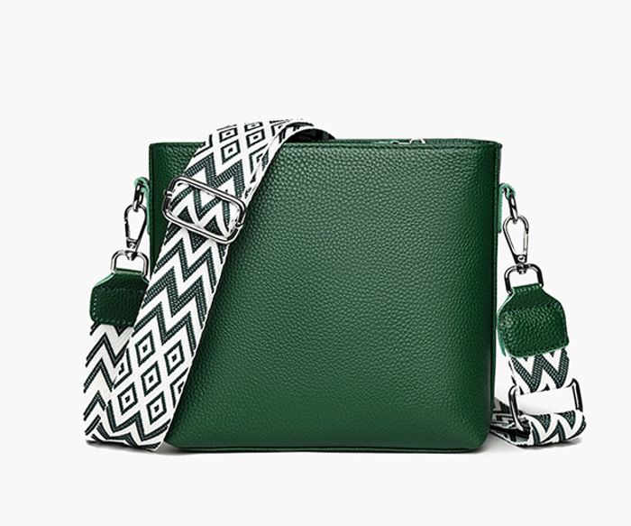 Sac bandoulière ECELEN pour femme Sac en cuir véritable à large