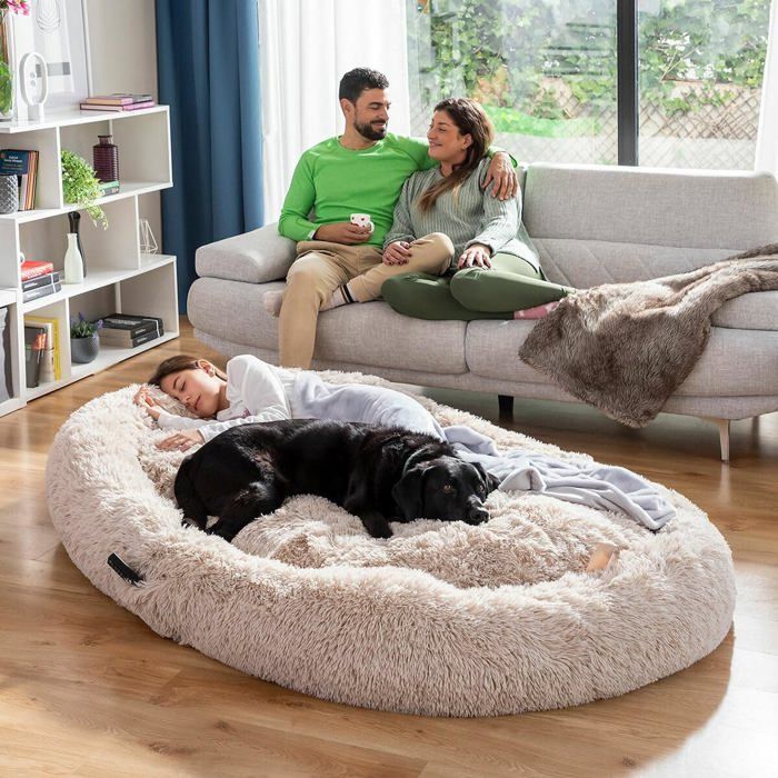 Comparer les prix de Canapé pour Chien, Lit Pour Chien Humain Chaud Et Confortable - Lit d'Animaux de Compagnie pour Humains, Extra Doux, Antidérapant