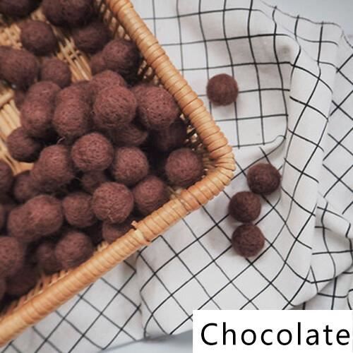 SPORWAY Pompons Pour Artisanat: 600 Pièces Boules De Pompons Colorées En Acrylique, Boules De Peluche Floue DIY Pour L'artisanat Et Les Décorations (10/15/20/25/30 Mm